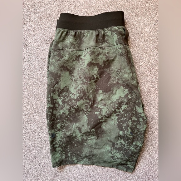 Mens Lululemon 7” Licensed To Train Linerless Shorts XL - Picture 7 of 8